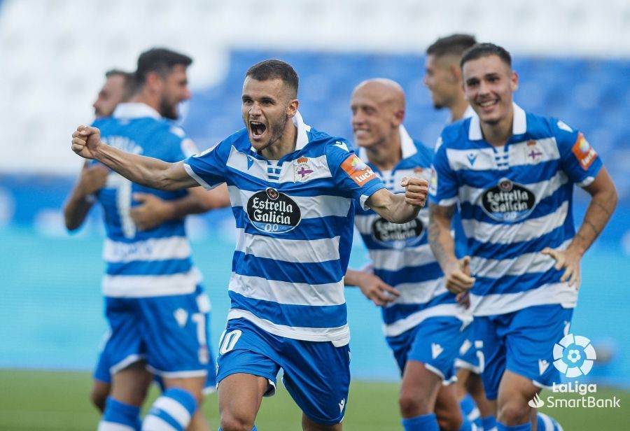  Ager Aketxe celebra su gol ante el Rayo.