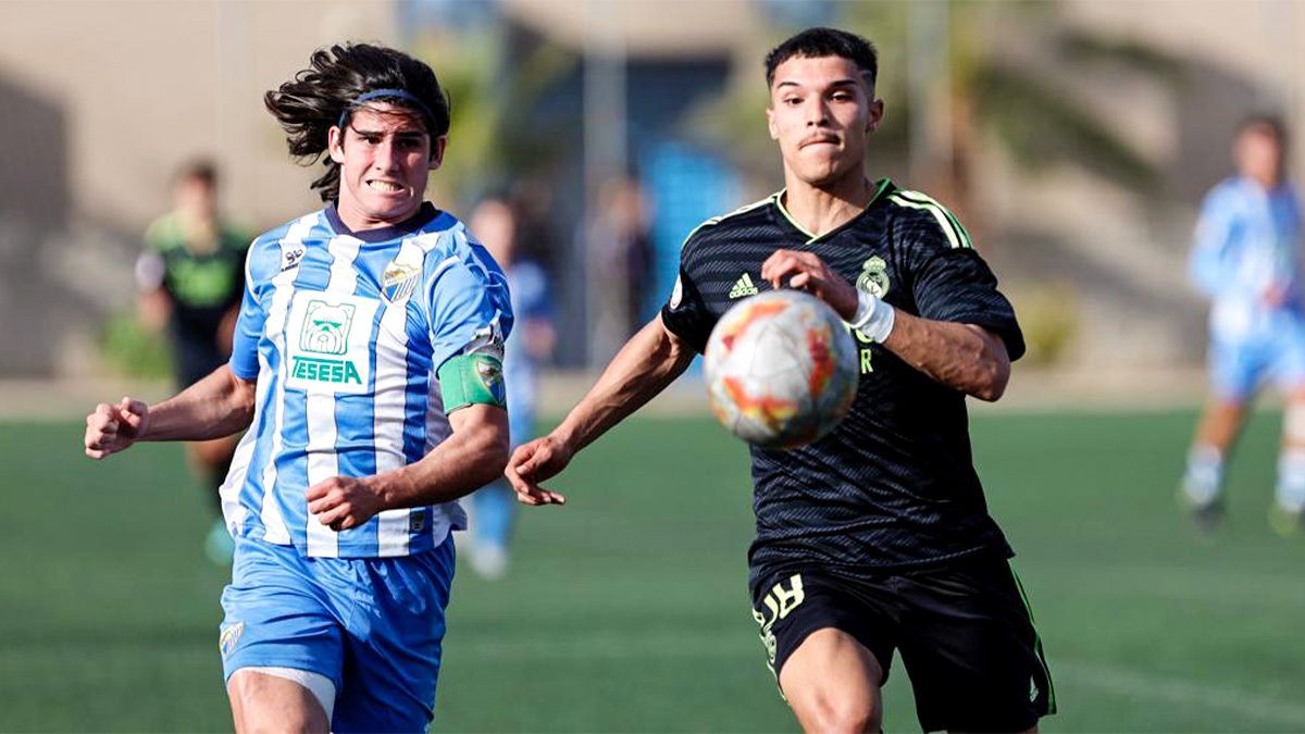  Calvo, en un lance ante el Real Madrid.