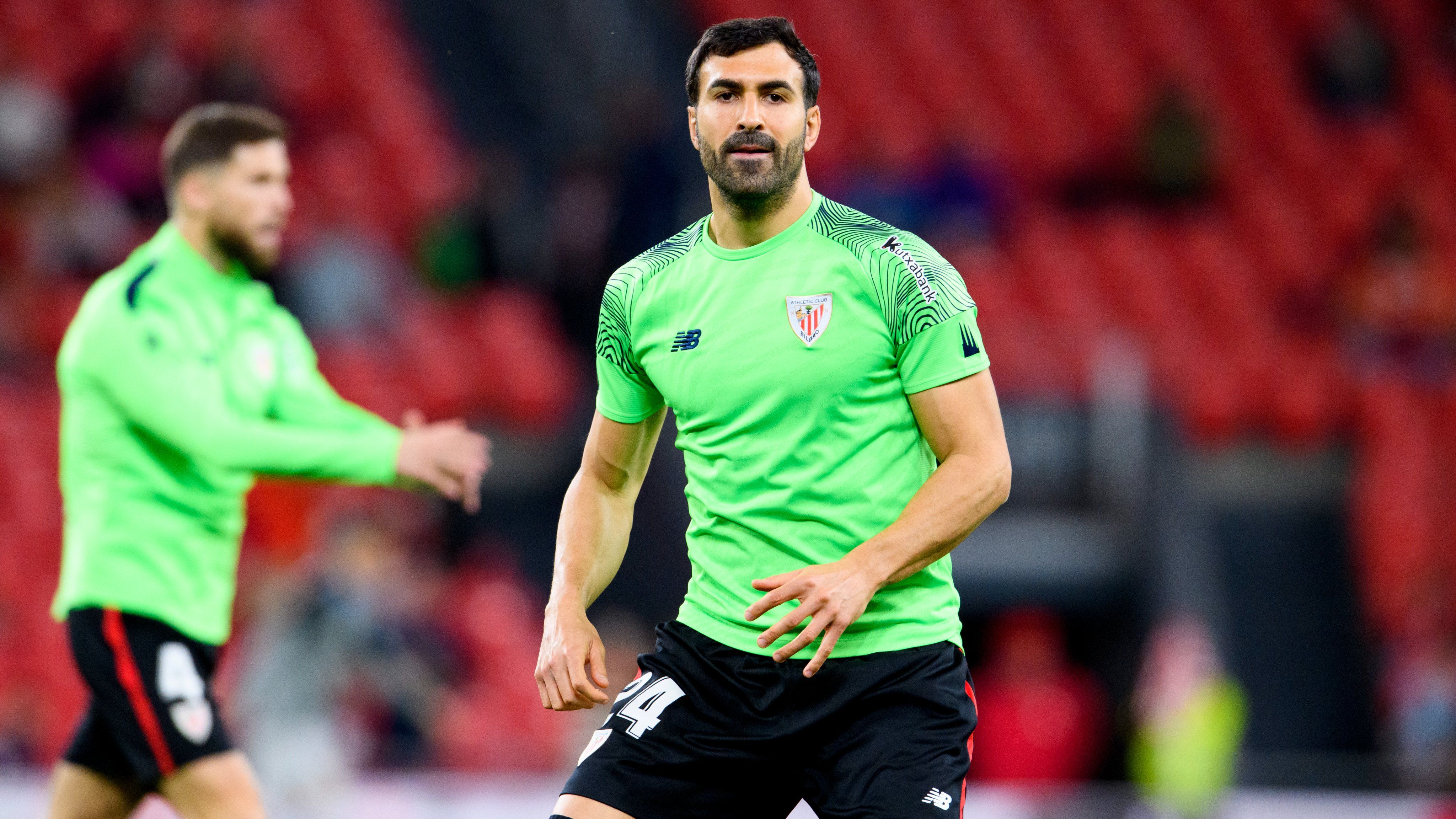  Mikel Balenziaga calienta ante el Barça en San Mamés.