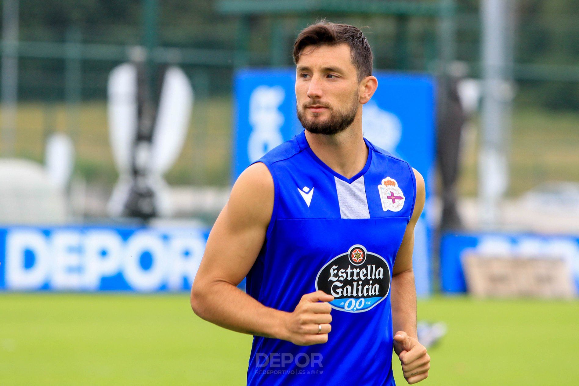  Borja Valle, en un entrenamiento con el Dépor.