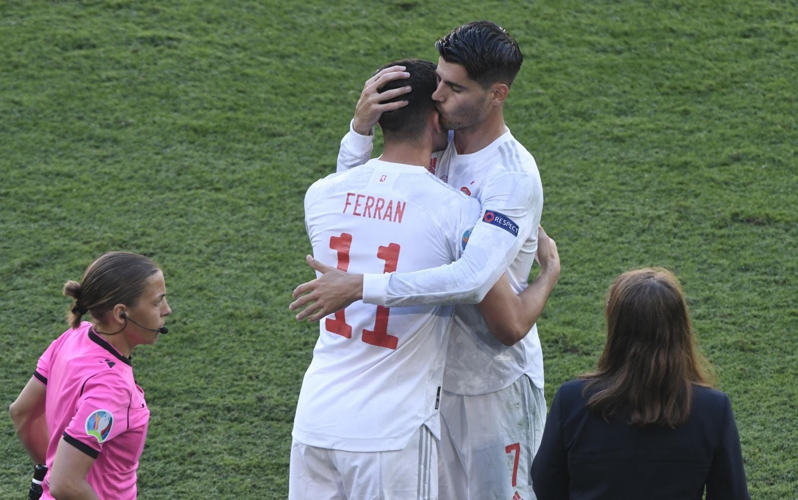 Cambio de Morata por Ferran Torres en el España-Eslovquia.