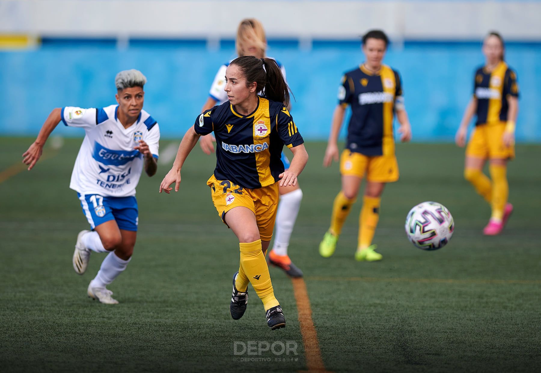 Lance del partido entre el Dépor Abanca y el Granadilla Tenerife.