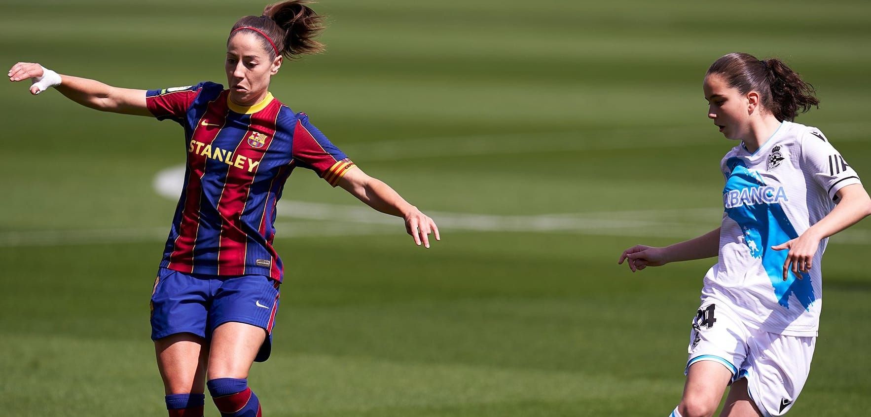 Lance del encuentro entre el Barça y el Dépor en el Johan Cruyff.