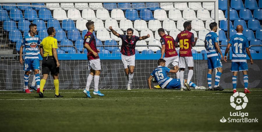  Fran Cruz celebra el gol ante el Dépor.