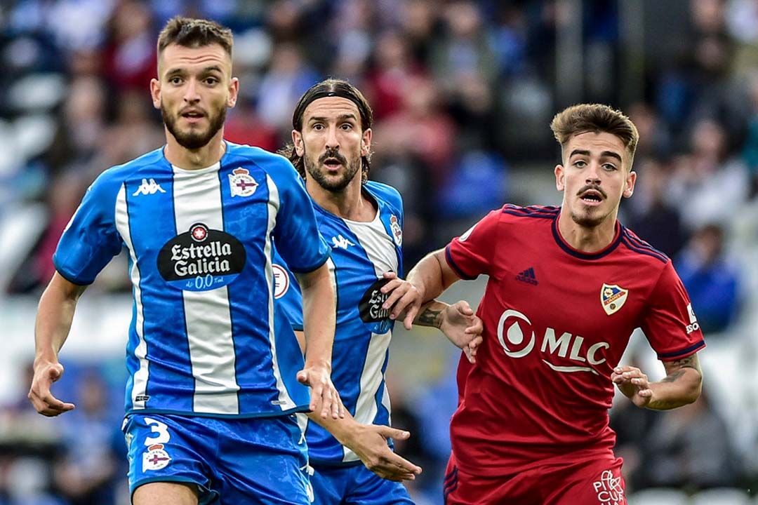  Acción en el Deportivo-Linares de ida