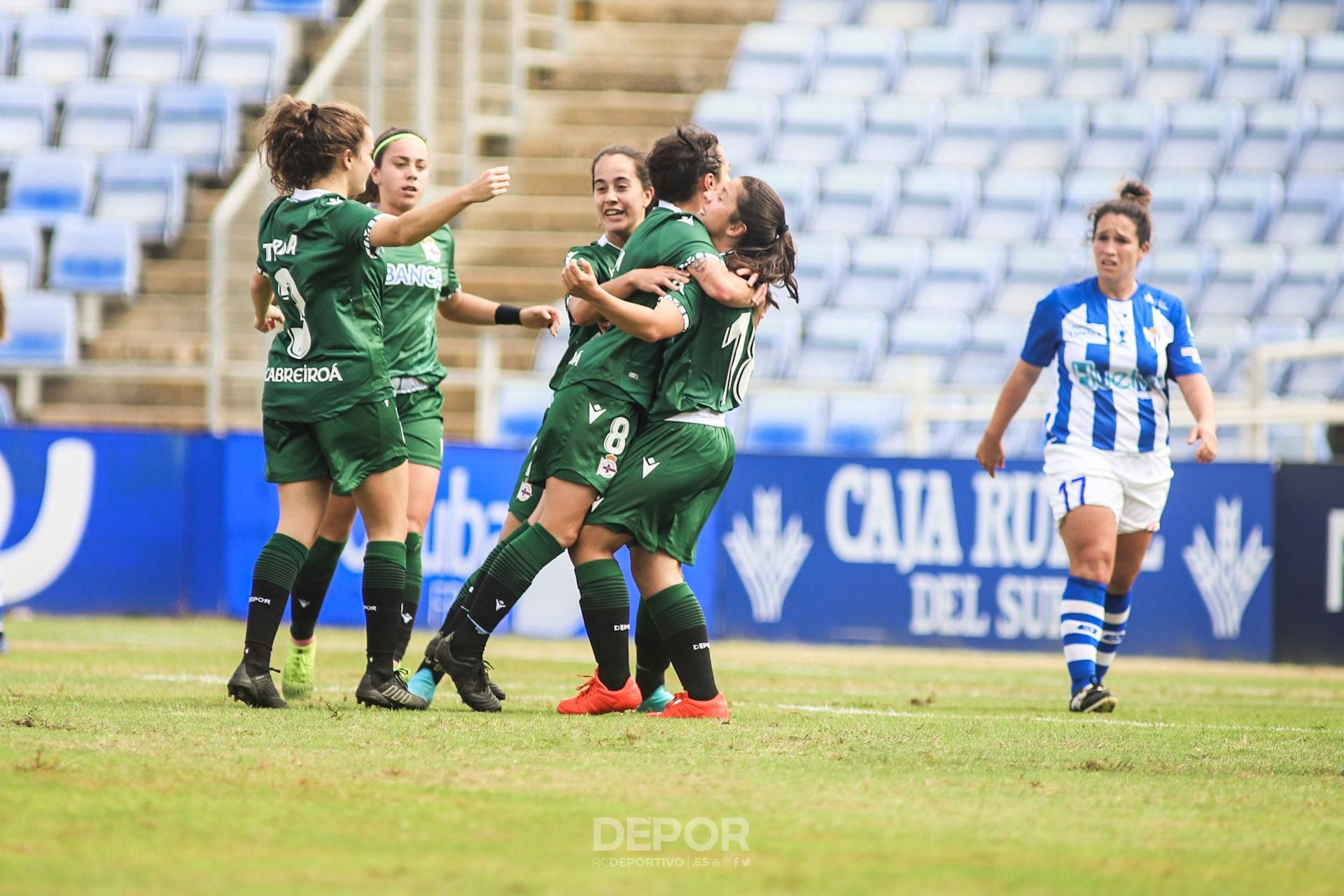  El Dépor ABANCA celebra el gol ante el Sporting Huelva.