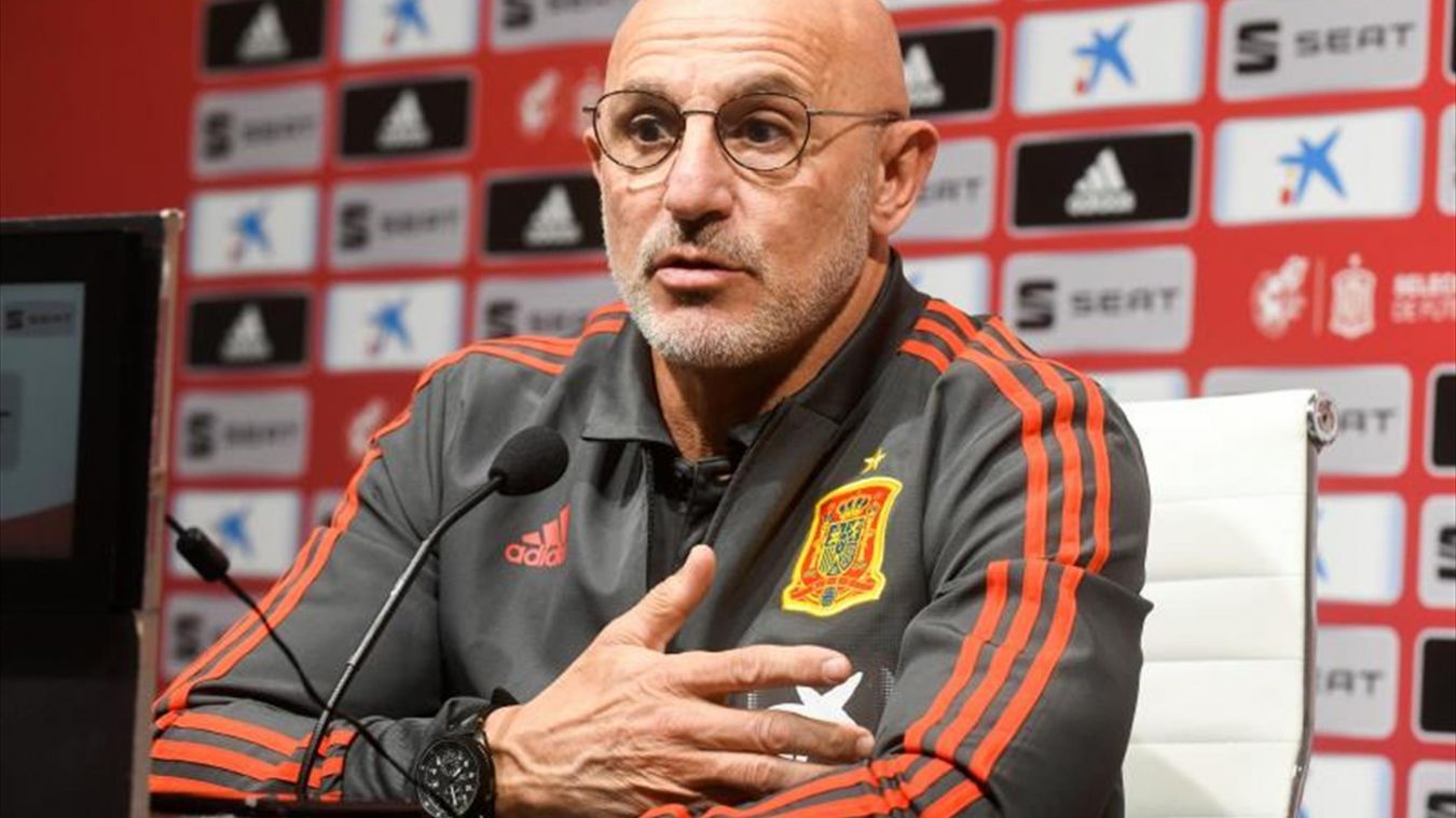 Luis de la Fuente, seleccionador sub 21, en rueda de prensa.