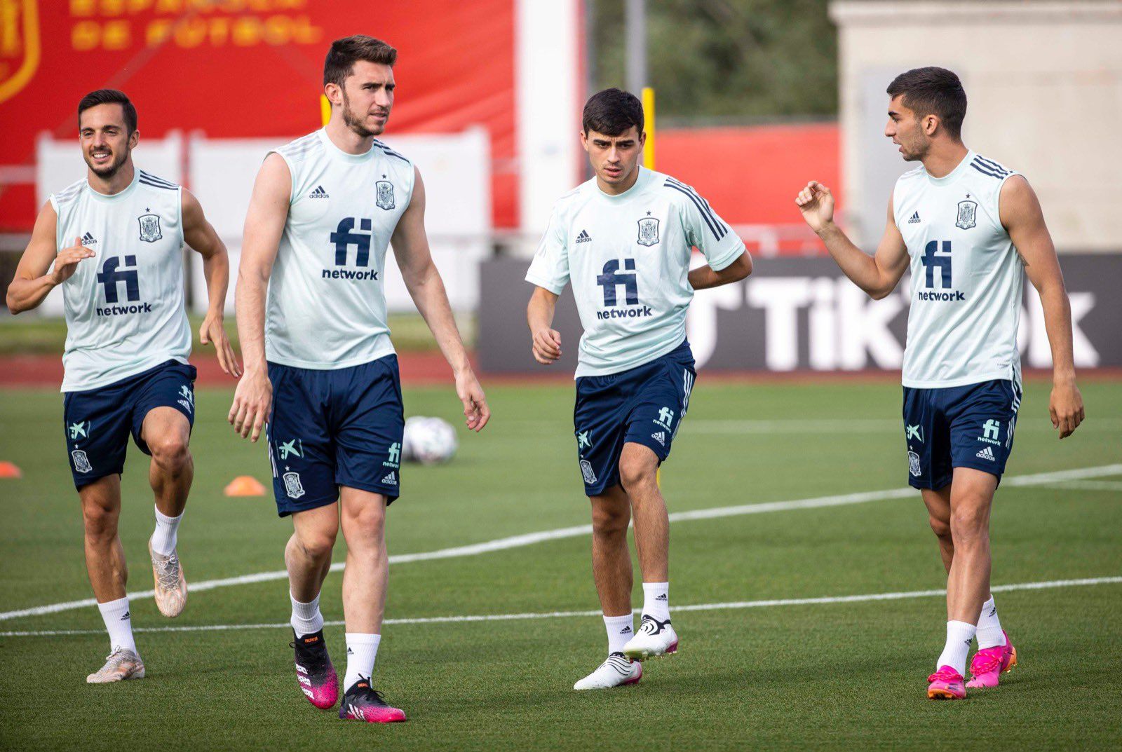Entrenamiento de España en Las Rozas (Foto @sefutbol).