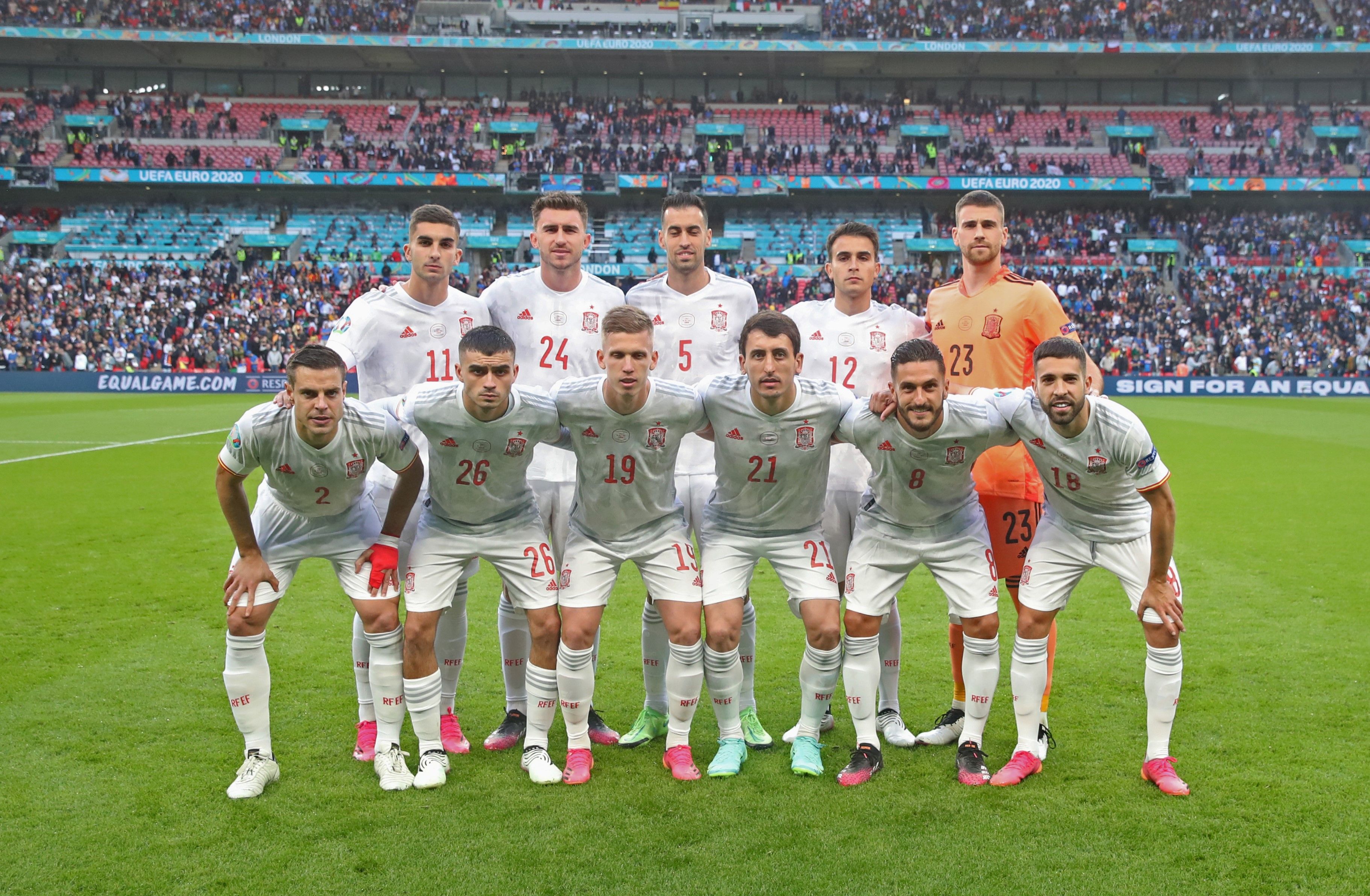 Once titular de España contra Italia en la semifinal de la Eurocopa.
