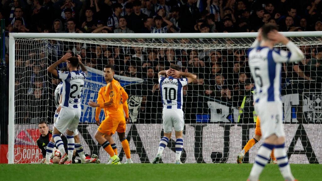  Oyarzabal se lamenta de una ocasión ante el Real Madrid