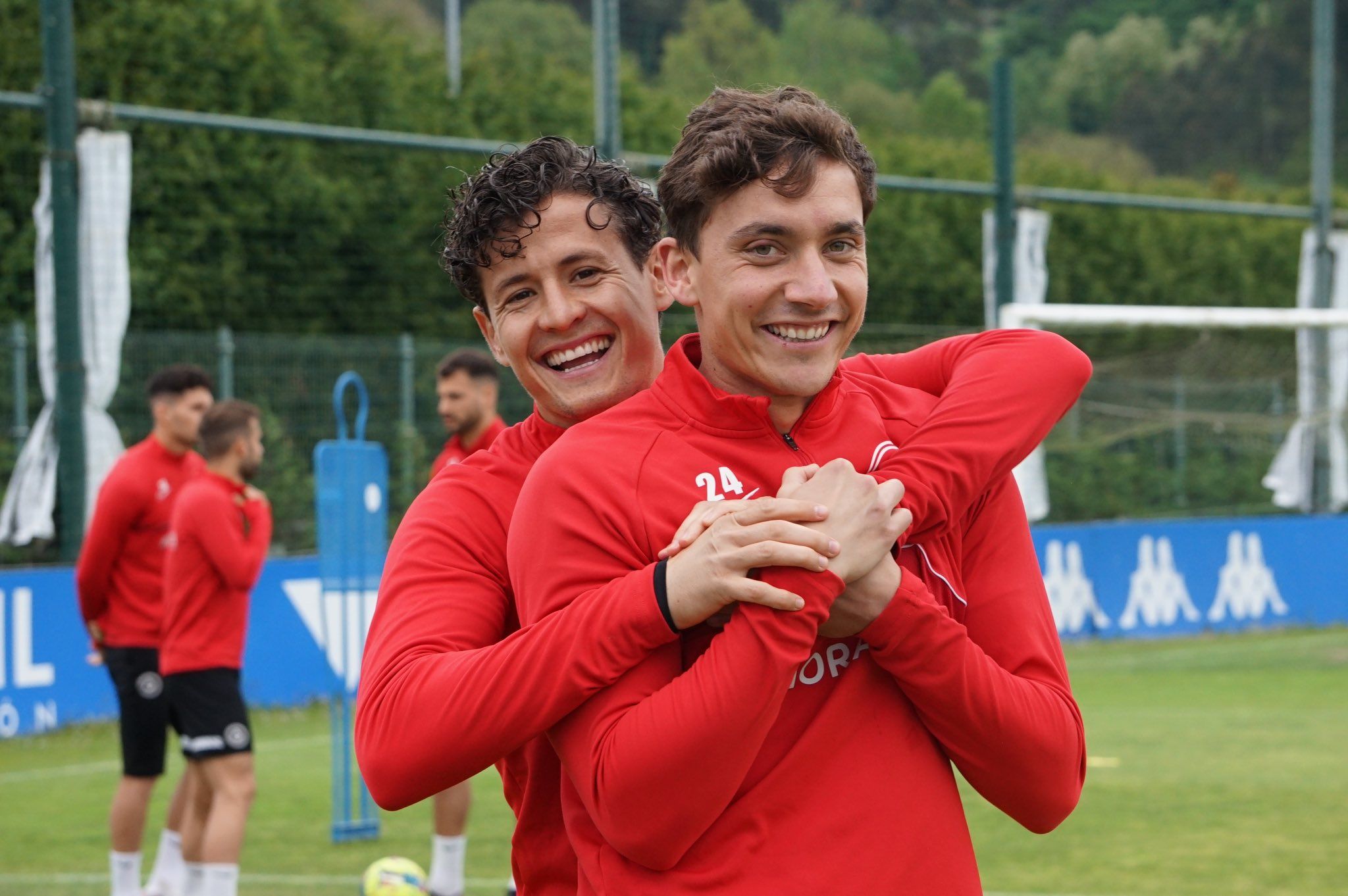  Jandro Orellana y Alex Petxa en Abegondo