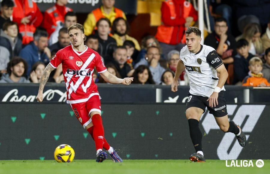  Germán Valera, ante el Rayo Vallecano.