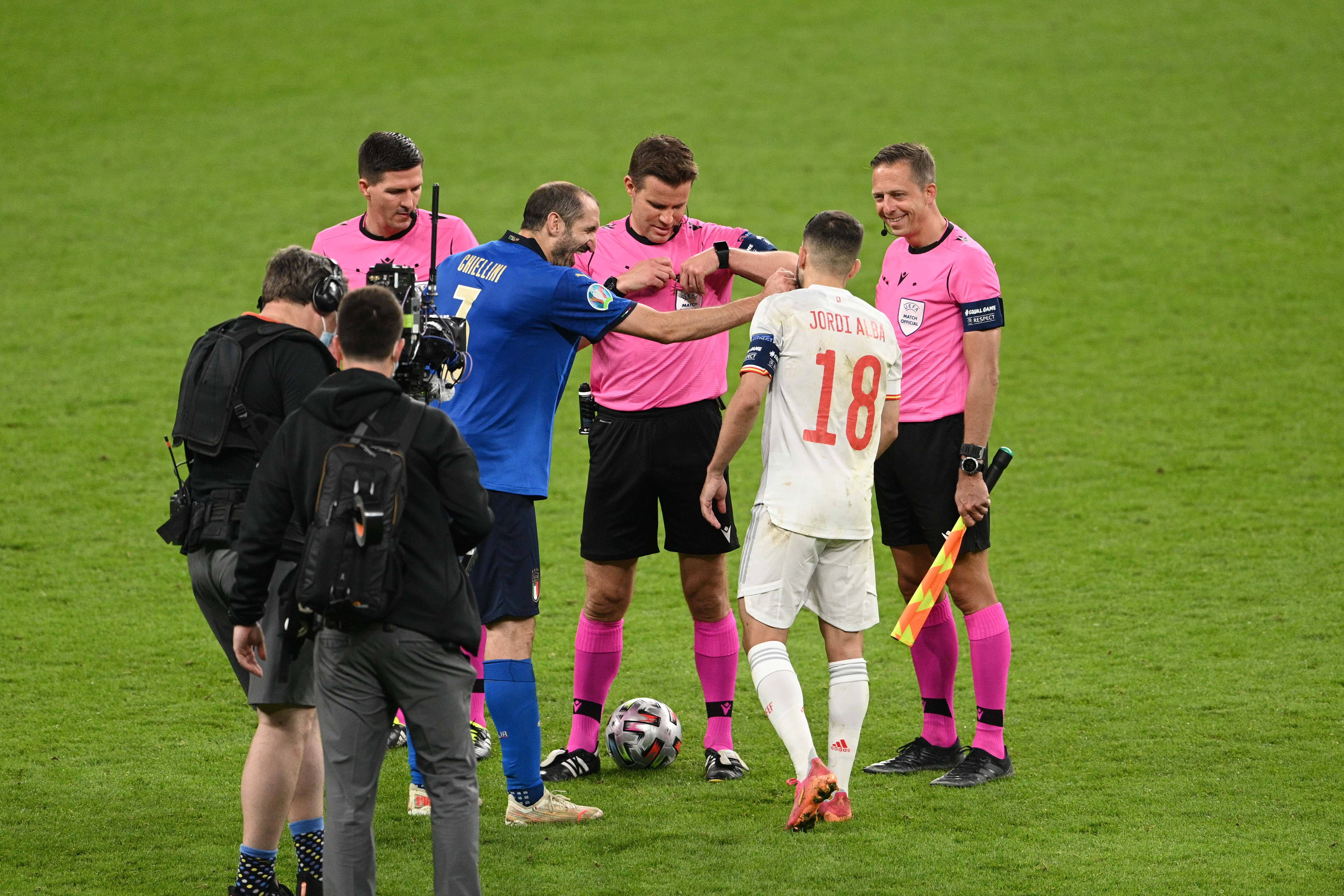 Giorgio Chiellini y Jordi Alba, durante el sorteo del España-Italia.