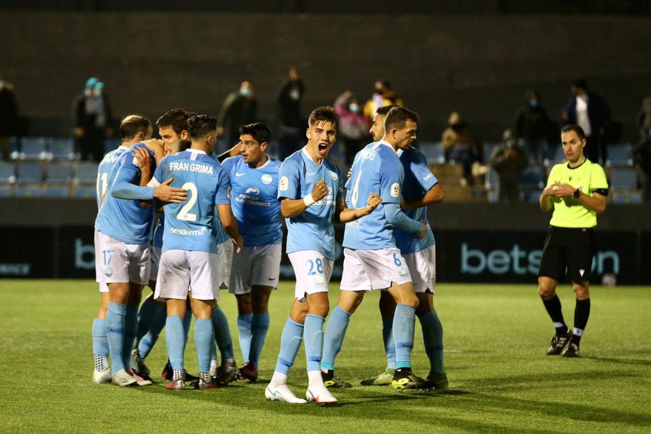  Los jugadores del Ibiza, rival del Athletic Club el jueves, celebrando un gol en la Copa.