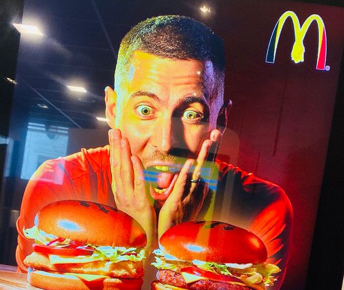  Imagen promocional de Hazard con McDonald's.