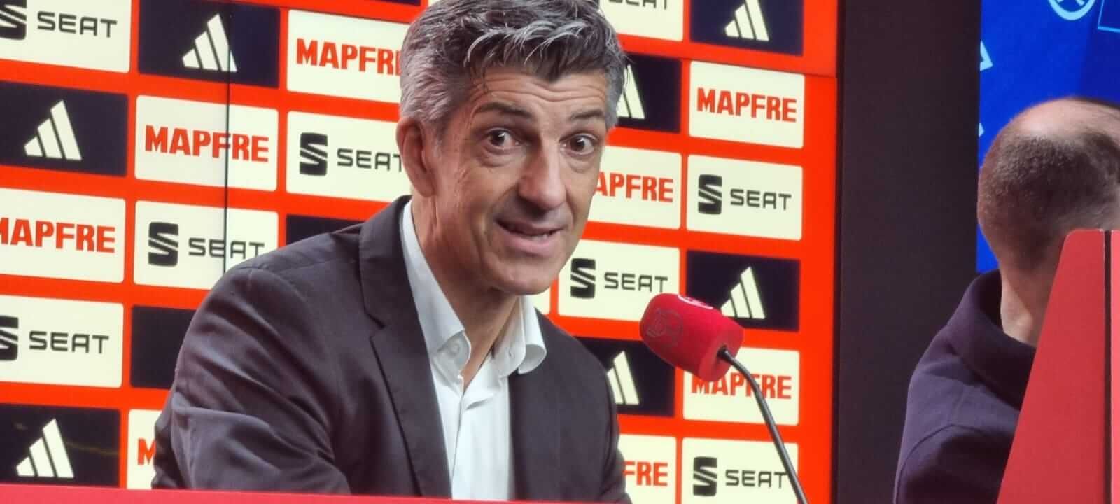 Imanol Alguacil en sala de prensa del Reale Arena.