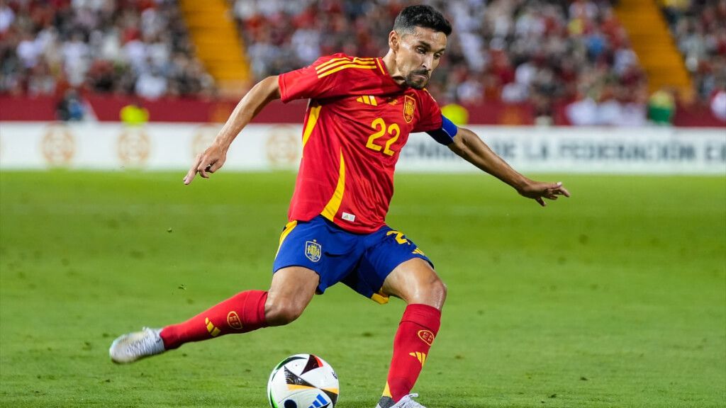 Jesús Navas, con la camiseta de la Selección Española (foto: Europa Press).