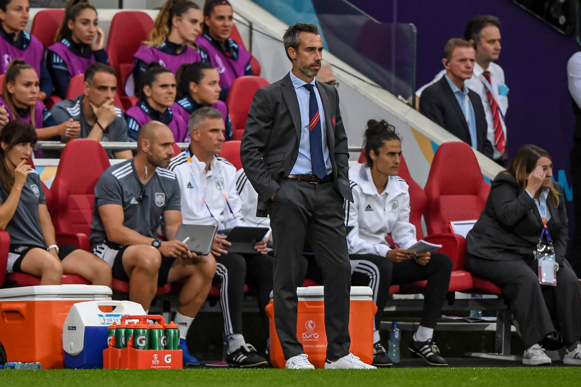 Jorge Vilda, en la banda durante el Alemania-España (FOTO: EFE).
