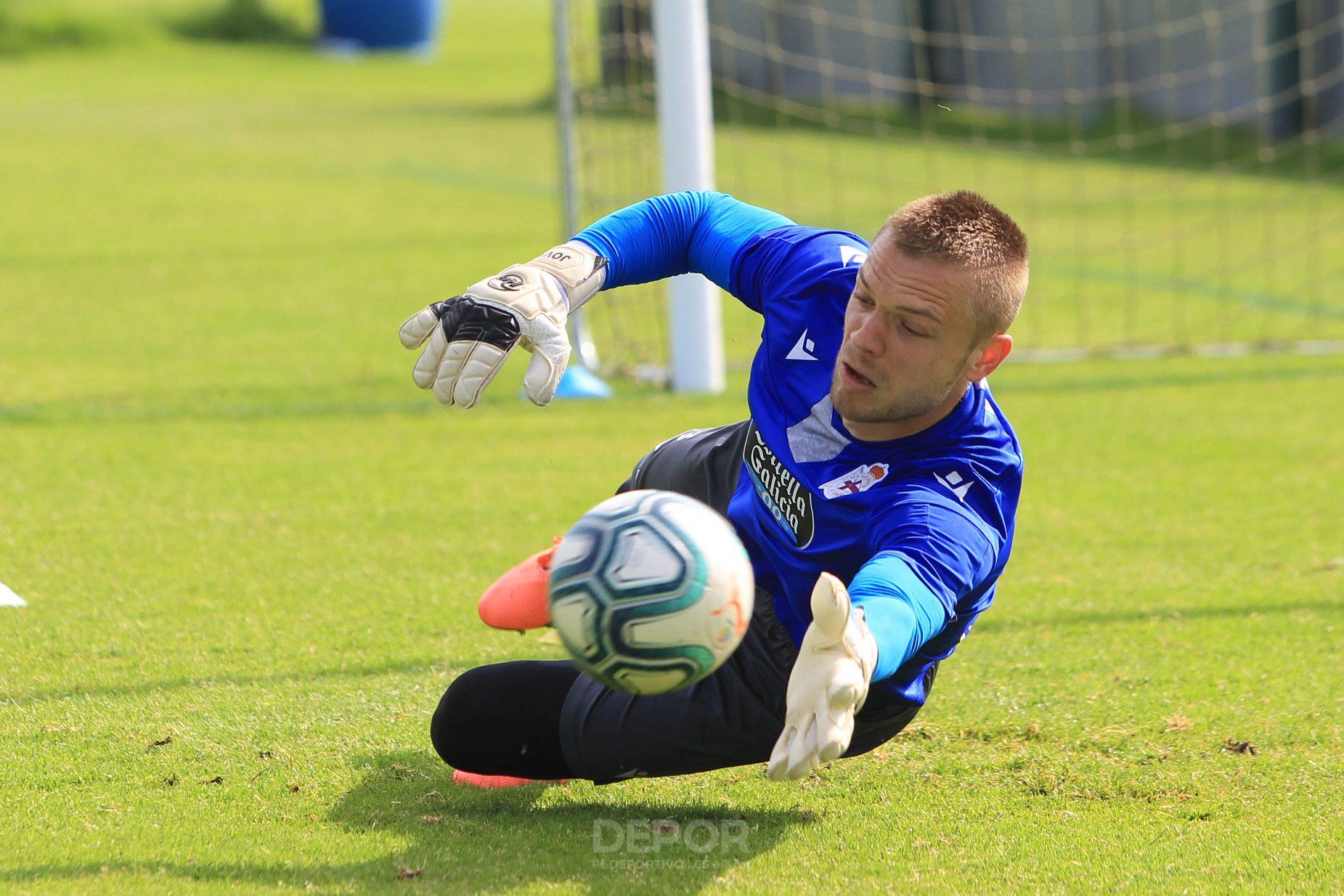 Jovanovic, guardameta del Deportivo en Abegondo (Foto:RCD)