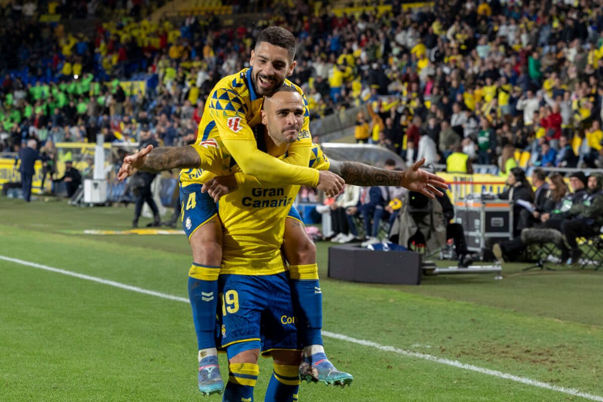 Sandro Ramírez celebra su gol en el Las Palmas-Espanyol.