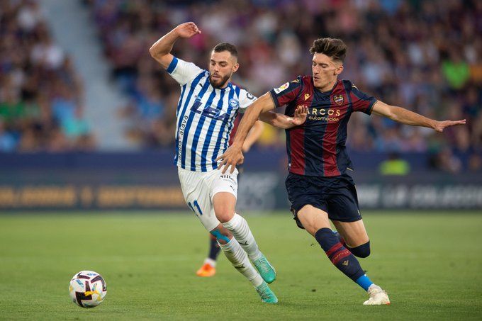 Levante UD - Deportivo Alavés.