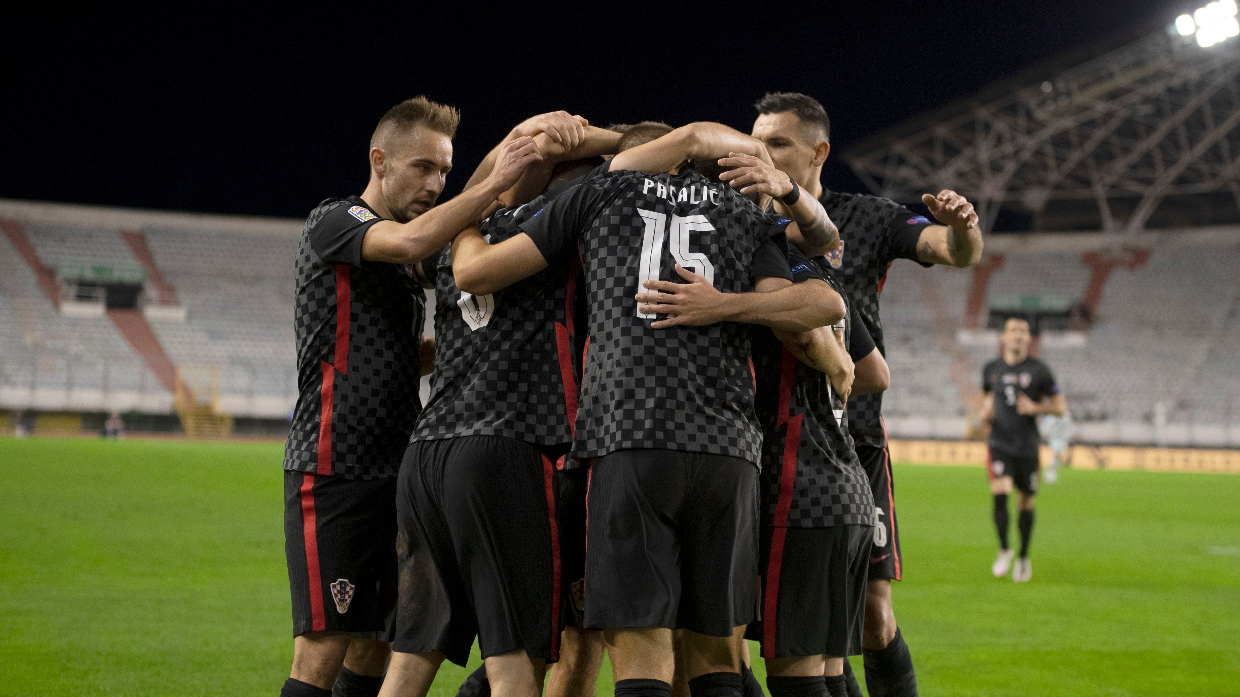  Los jugadores de Croacia celebran uno de los goles ante Portugal en la última jornada de la Nation