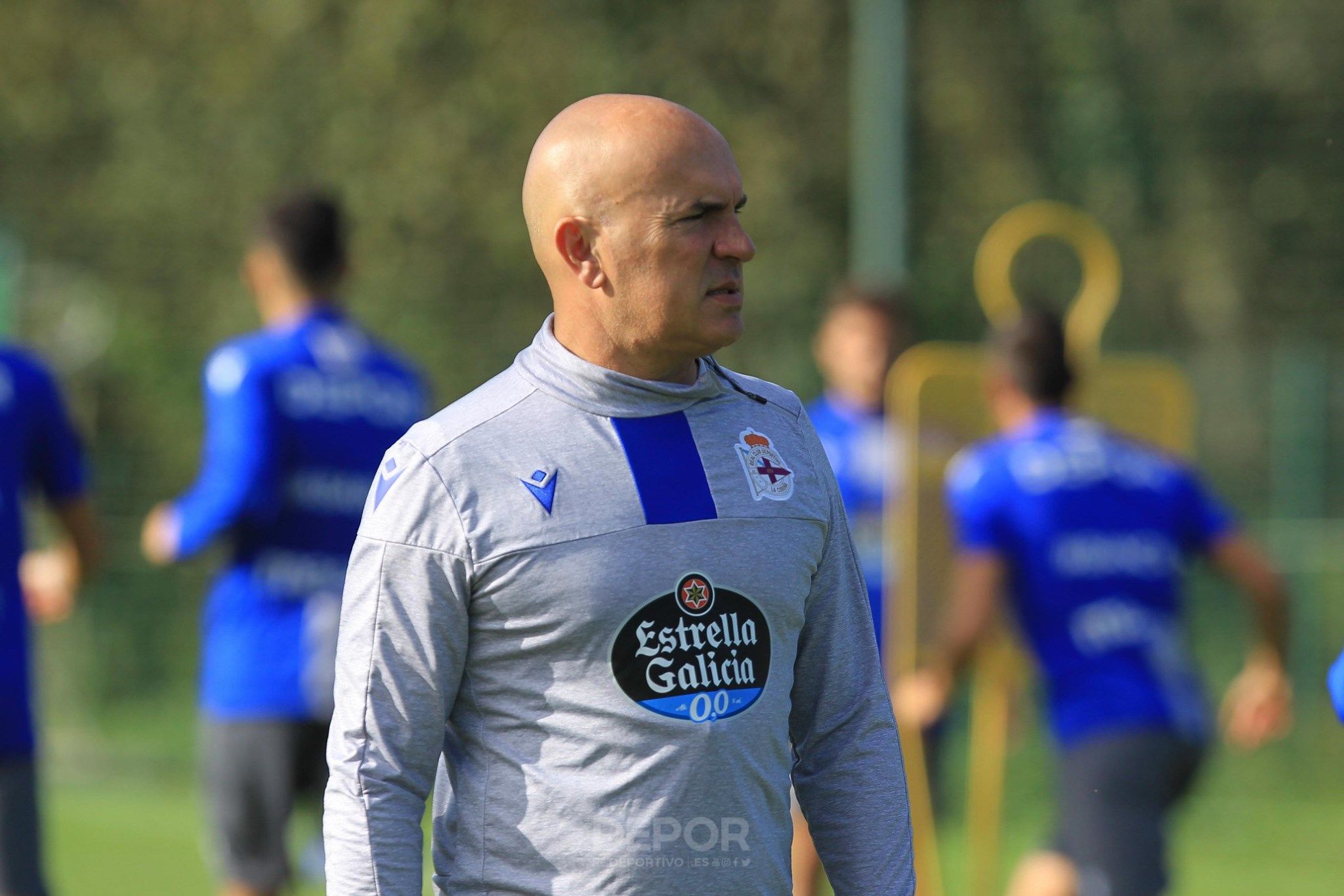  Luis César Sampedro dirige su primer entrenamiento del Dépor.