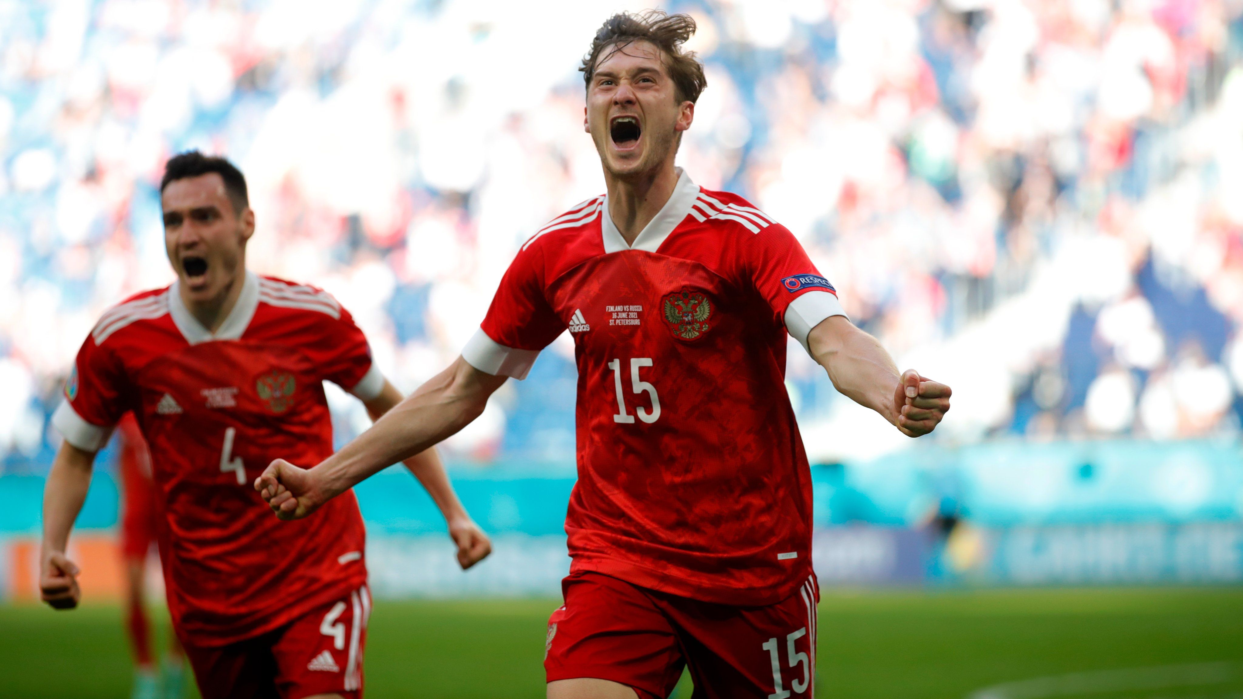 Miranchuk celebra su gol en el Finlandia-Rusia.