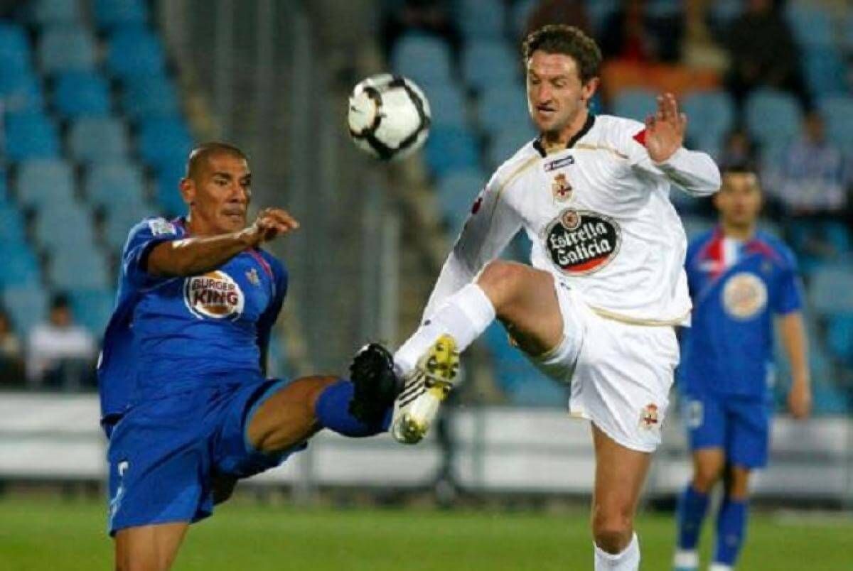  Mista, en un partido con el Dépor