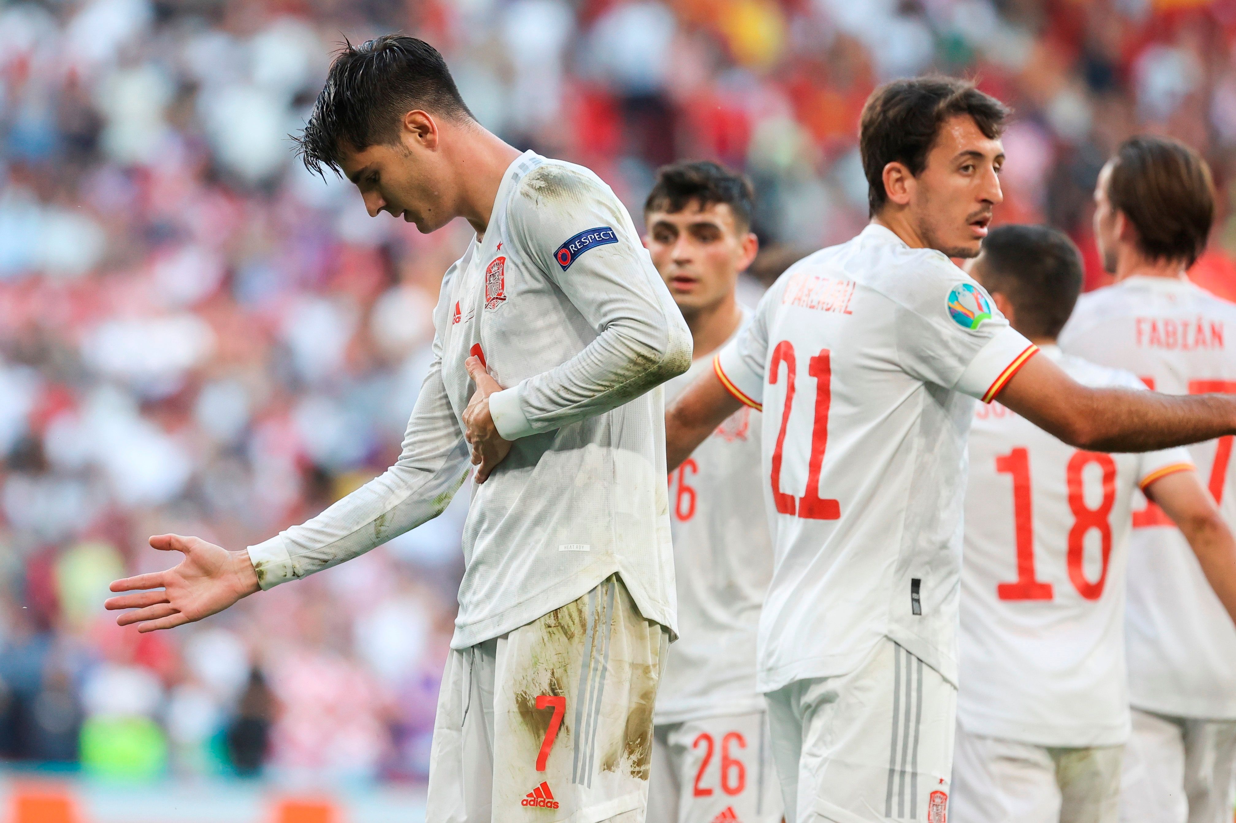 Morata celebra el 3-4 de España a Croacia.