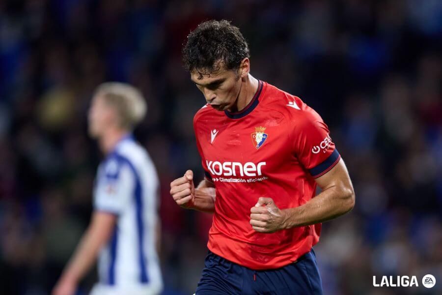  Lucas Torró celebra su gol en el Real Sociedad-Osasuna de LALIGA EA Sports 24/25.