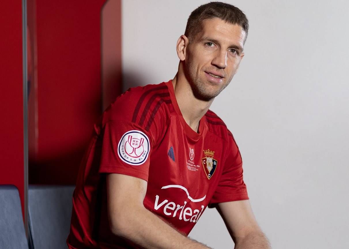 Camiseta del Osasuna Final Copa del Rey 2023.
