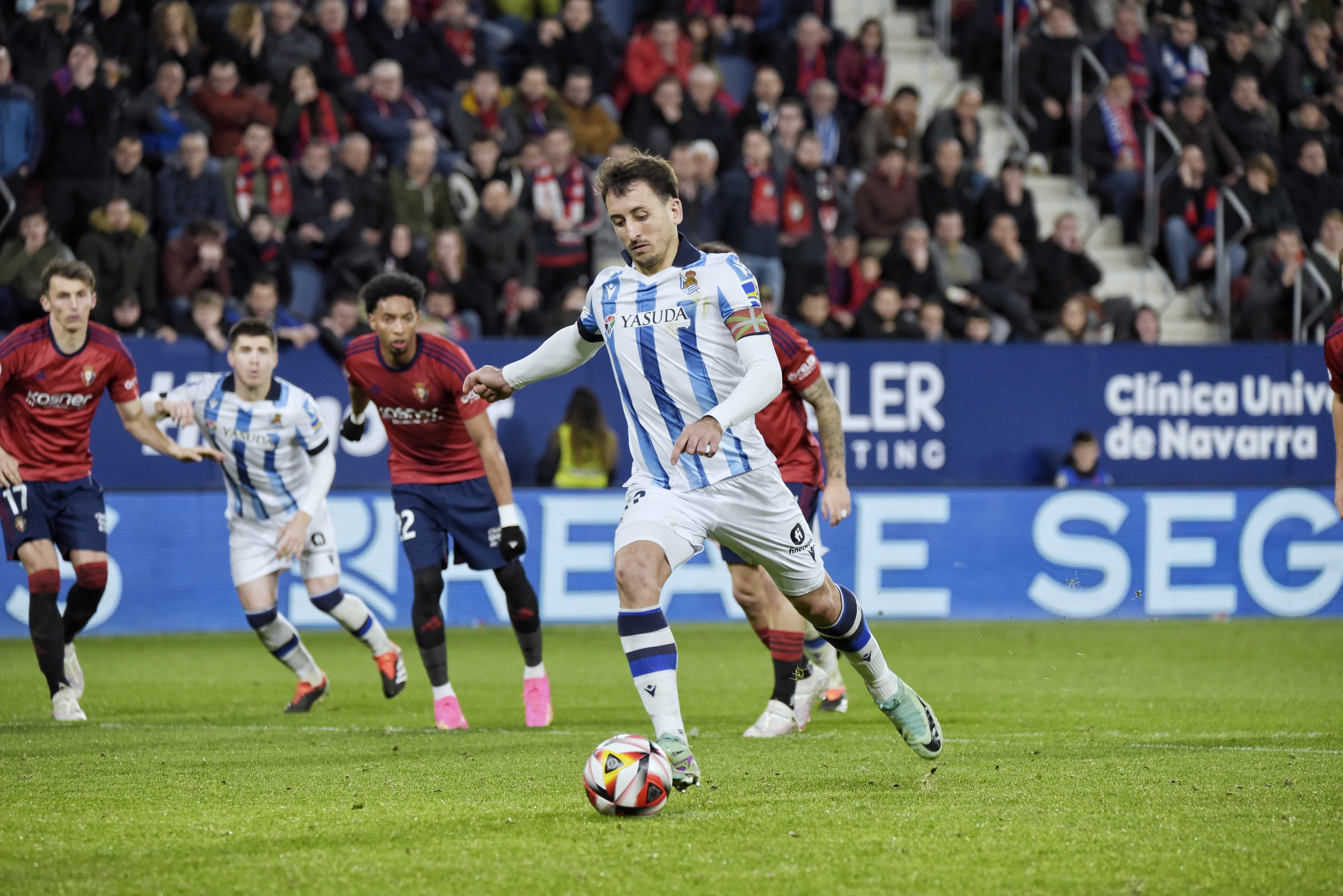  Oyarzabal marca su gol a Osasuna en la Copa 23/24.