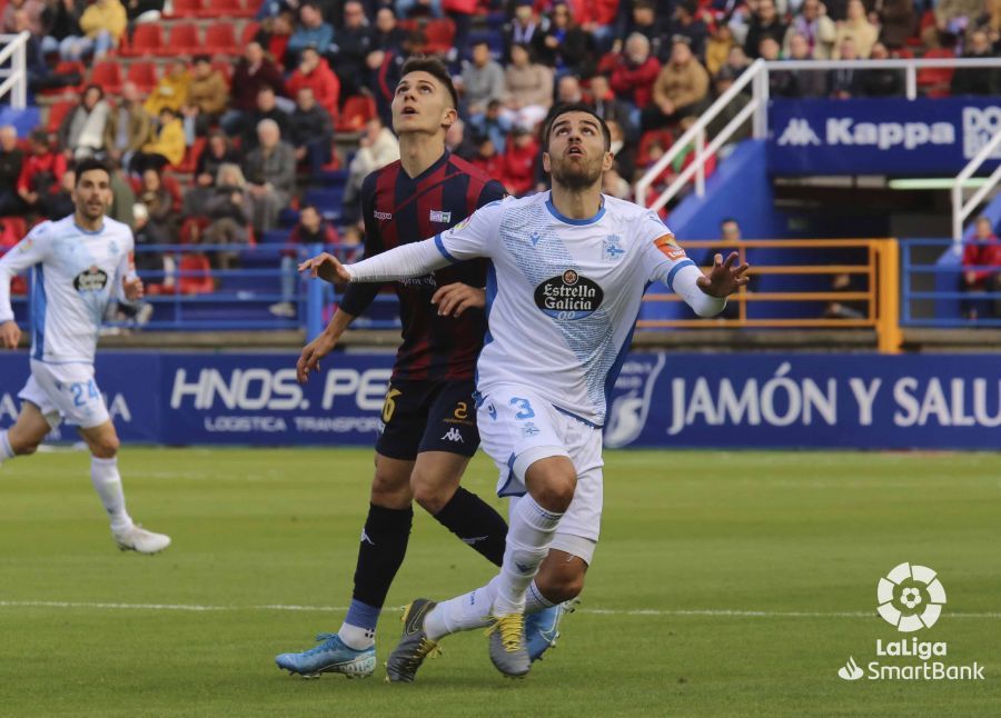  Somma, en un lance del Extremadura-Dépor.