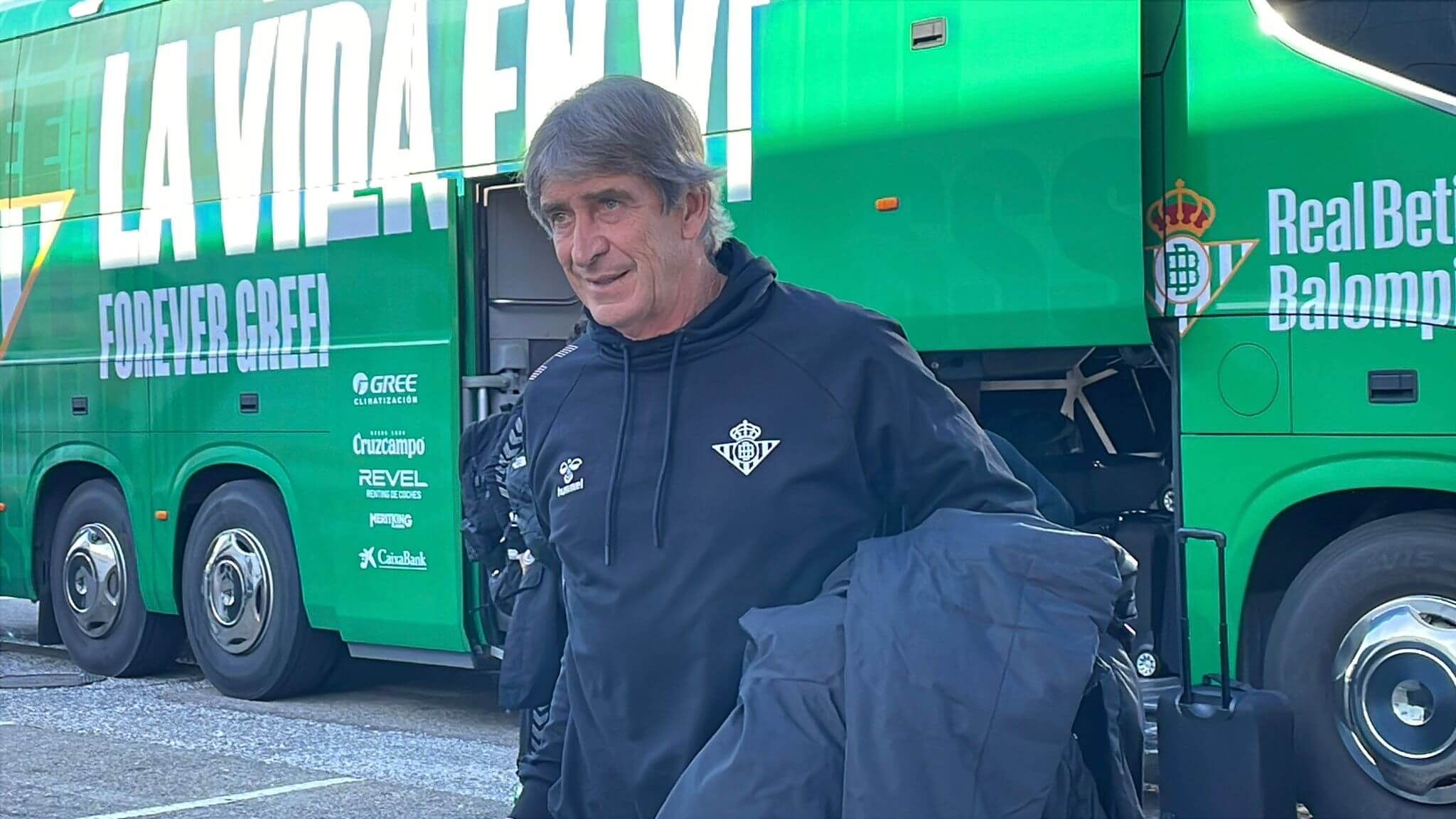  Manuel Pellegrini, antes de partir hacia Moldavia.