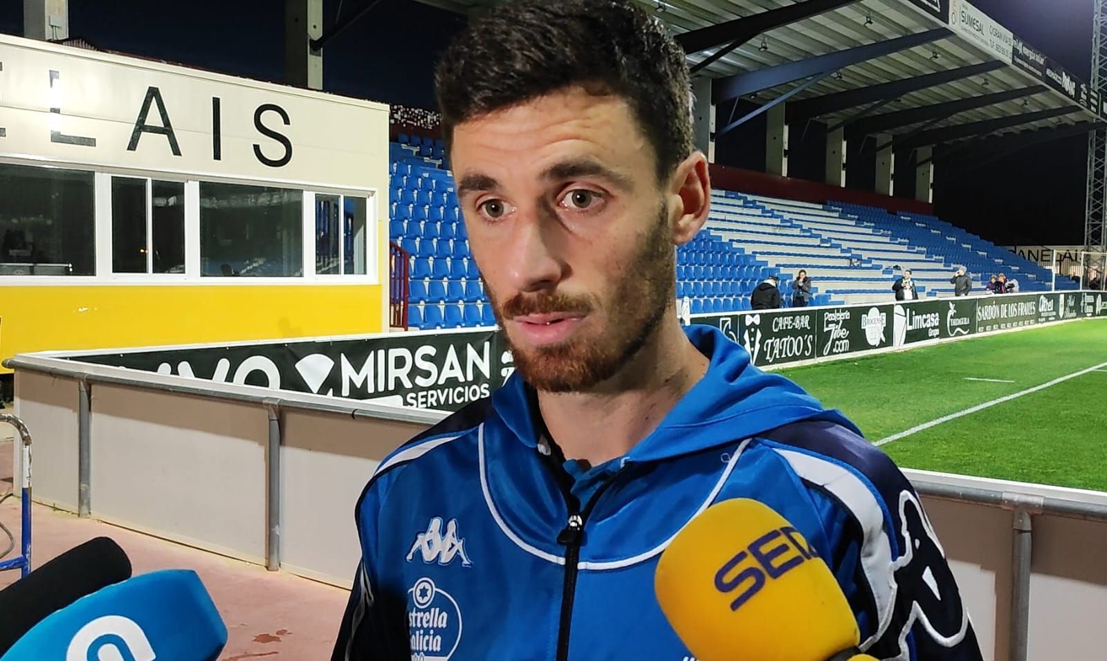  Jaime Sánchez tras el partido en el Reina Sofía