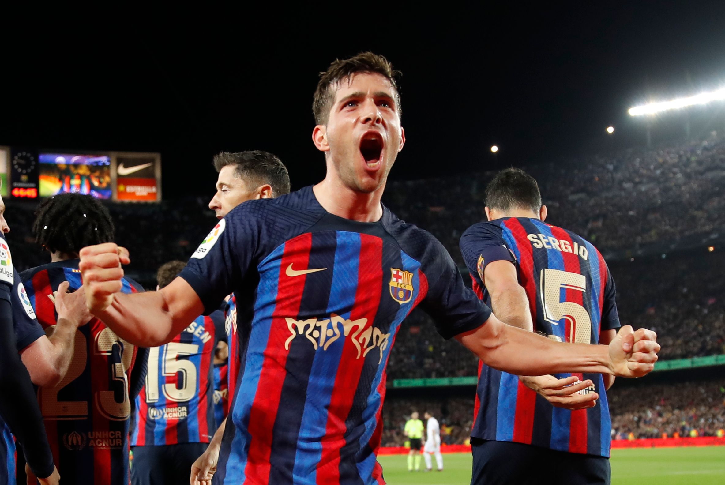 Sergi Roberto celebra el gol del empate en el Clásico.