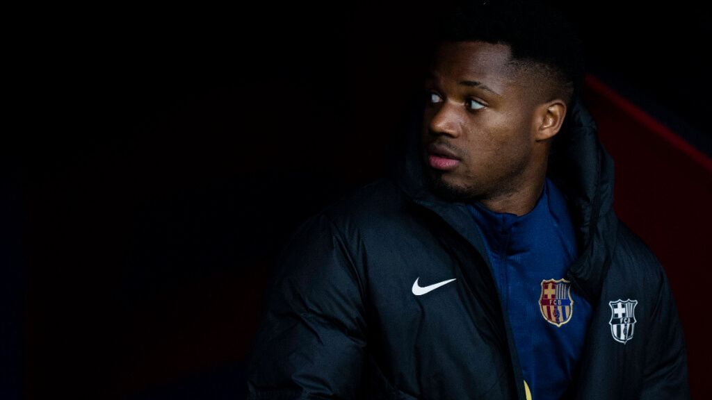  Ansu Fati fue uno de los jugadores a los que se refirió Hansi Flick(Cordon Press)