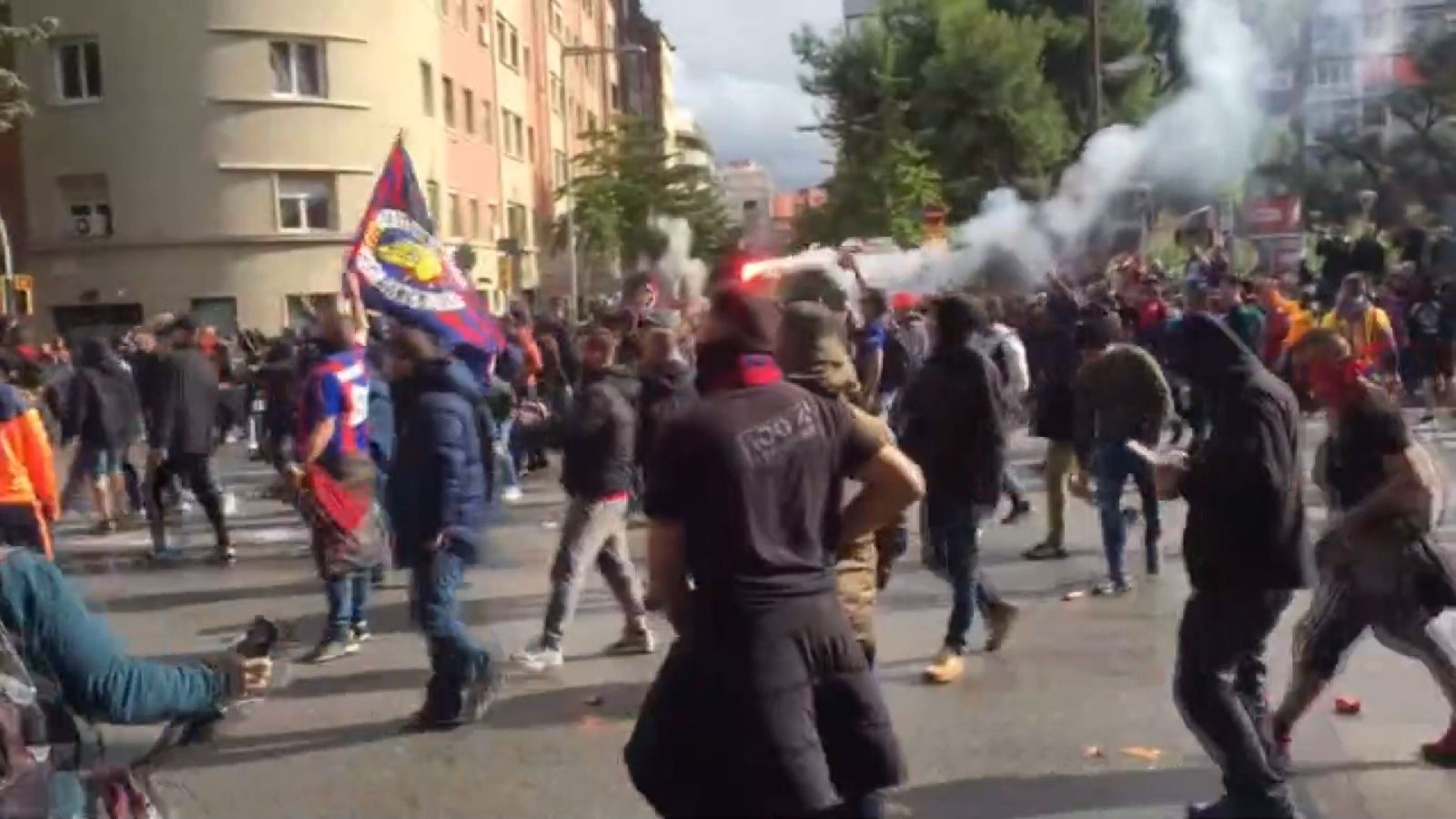 Los Boixos Nois en Madrid antes de un Clásico