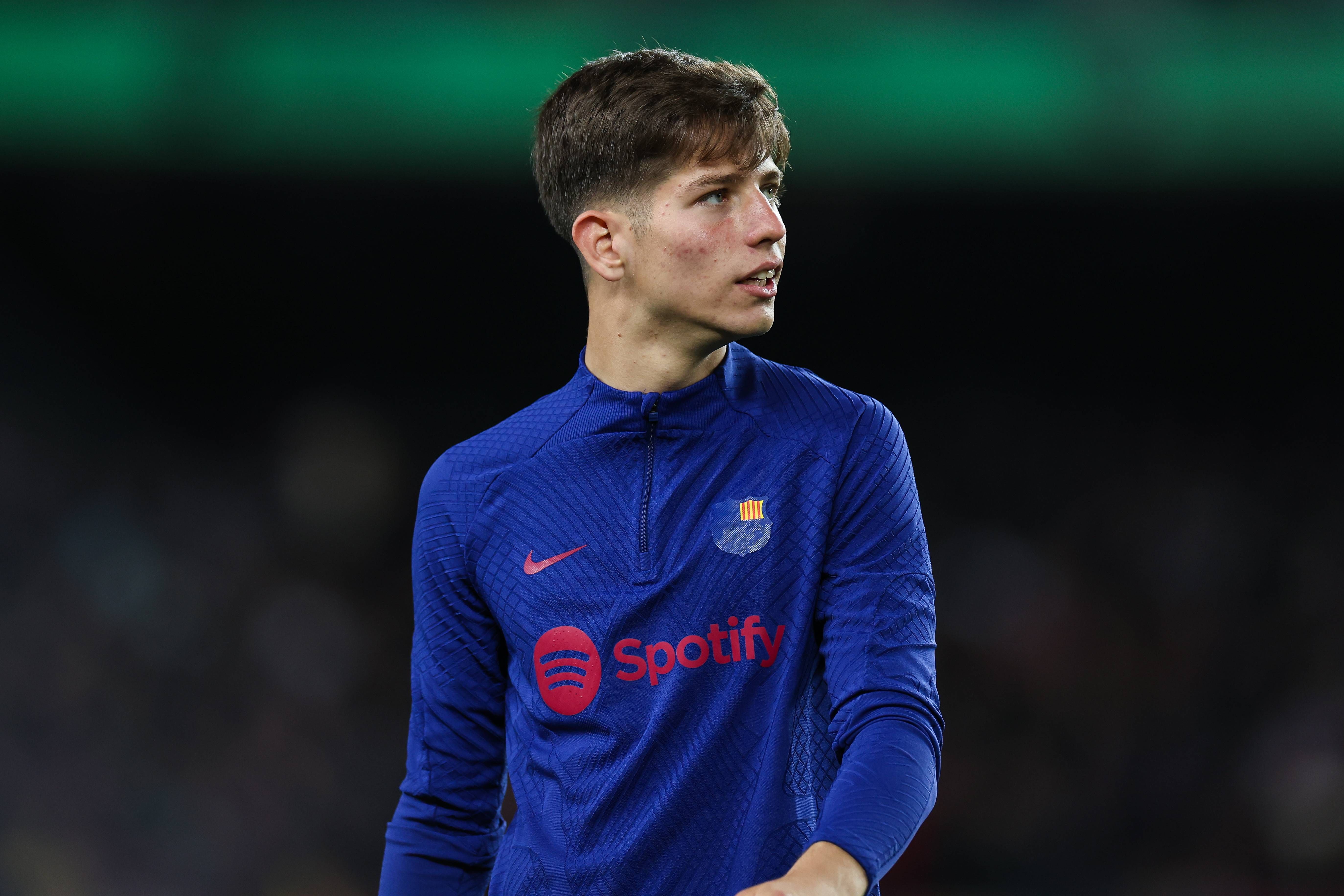  Estanis Pedrola, en la previa de un partido del Barça (FOTO: Cordón Press).