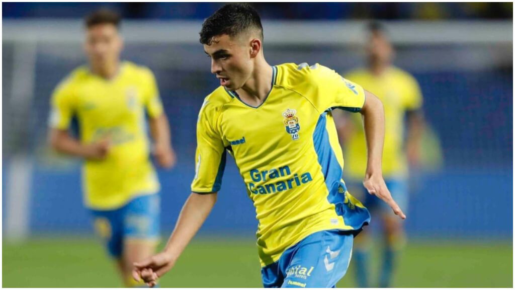  Pedri, en el U.D Las Palmas.