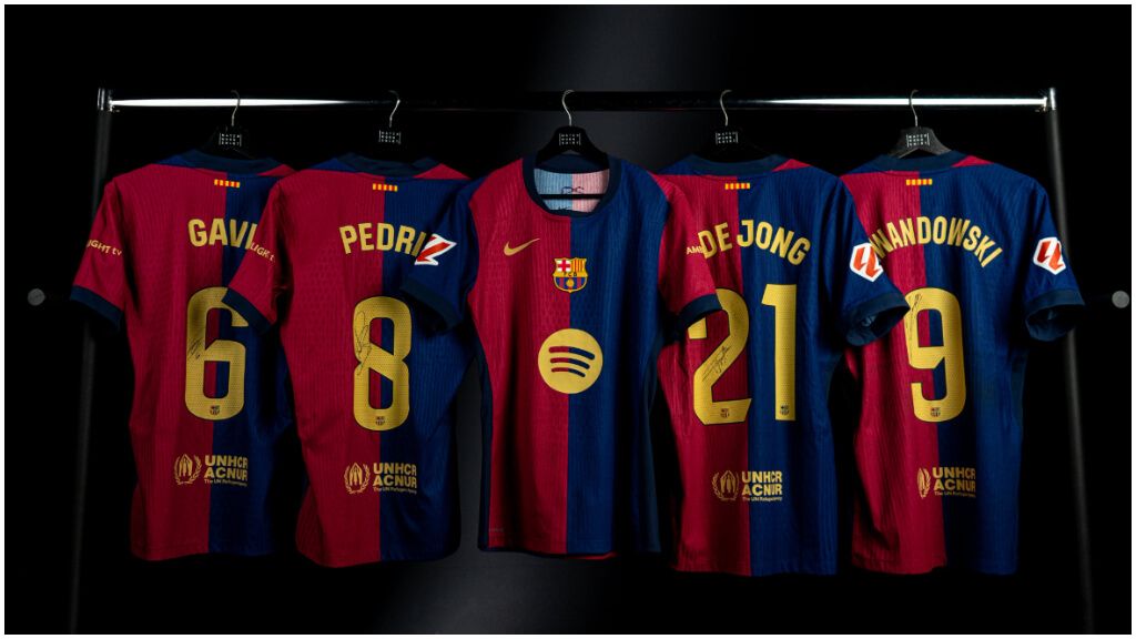  Las camisetas firmadas de los jugadores del Barca que irán destinadas a la recaudación por la DANA.