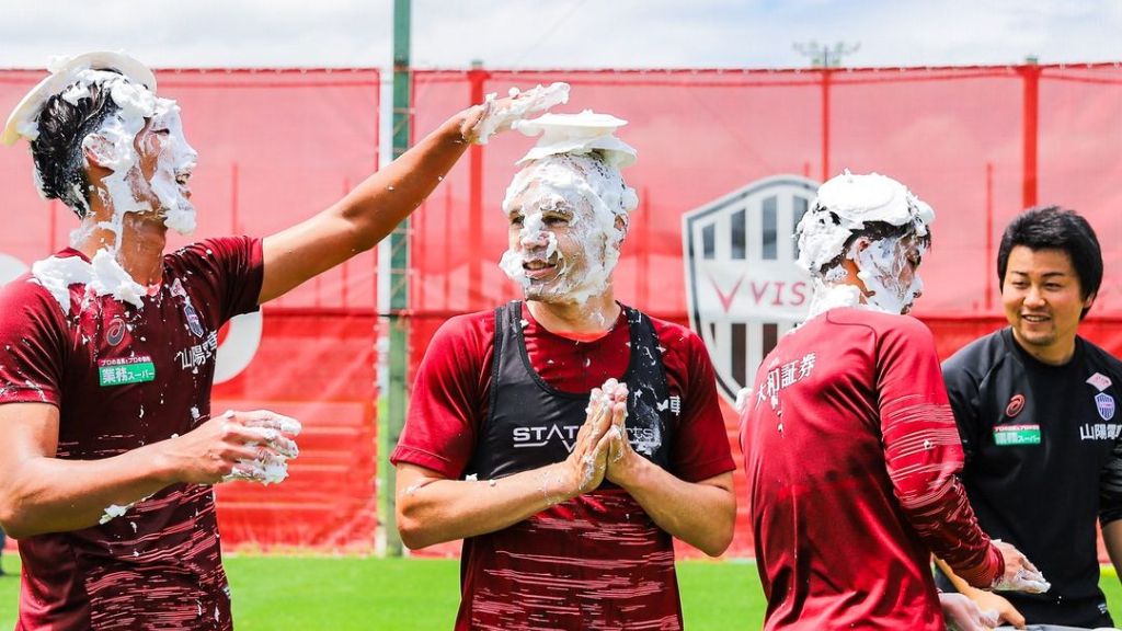  'Tortazos' a Iniesta.