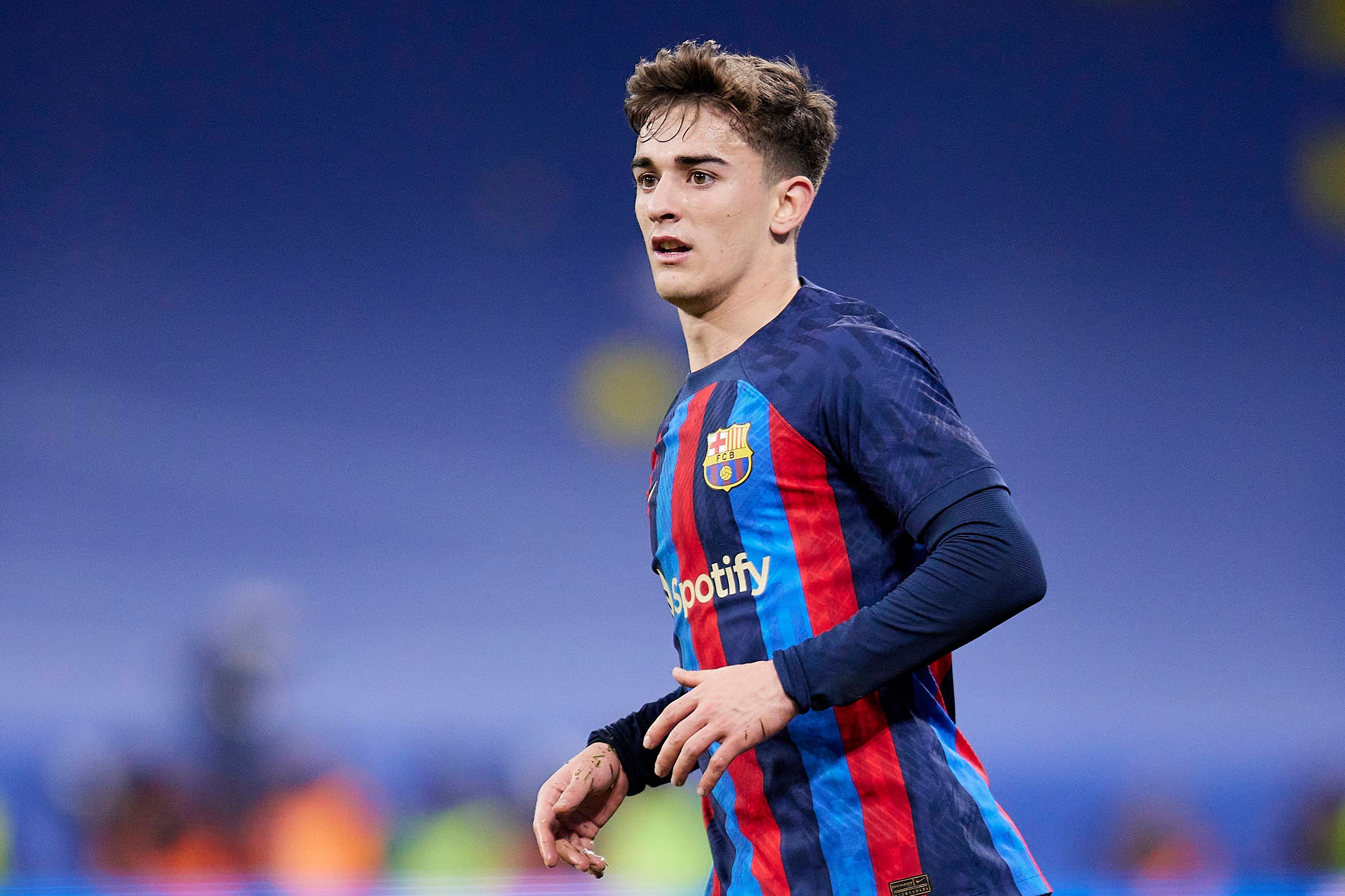  Gavi, en un partido con el Barcelona.