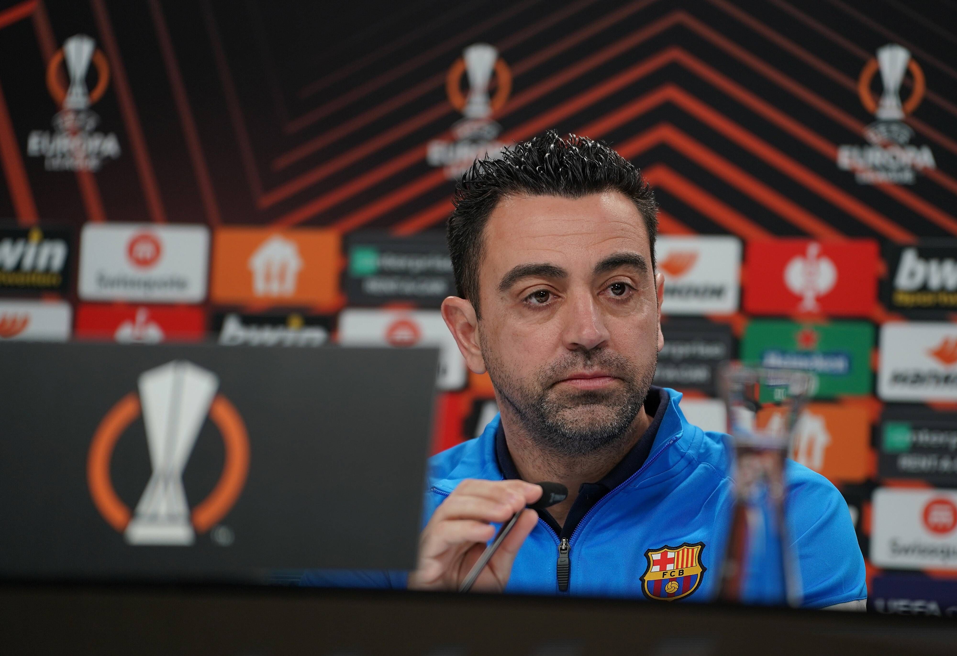  Xavi, en una rueda de prensa de la Europa League.