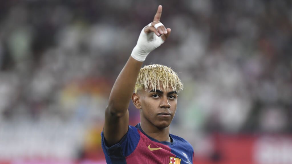  Lamine Yamal, teñido de rubio para la final de la Copa del Rey