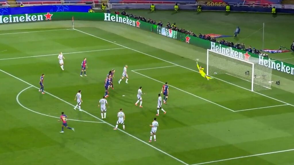  El gol de Lamine Yamal ante el Benfica (Captura de Movistar)