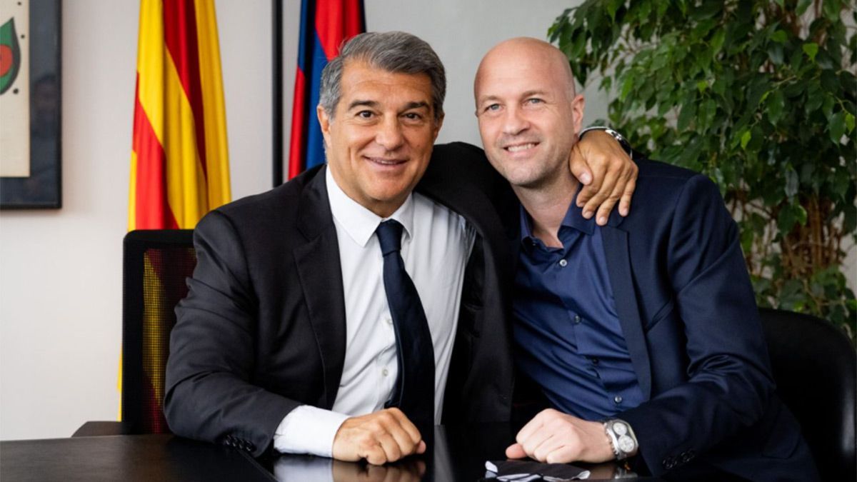  Laporta y Jordi Cruyff posan en las oficias del Barça (FOTO: FC Barcelona).