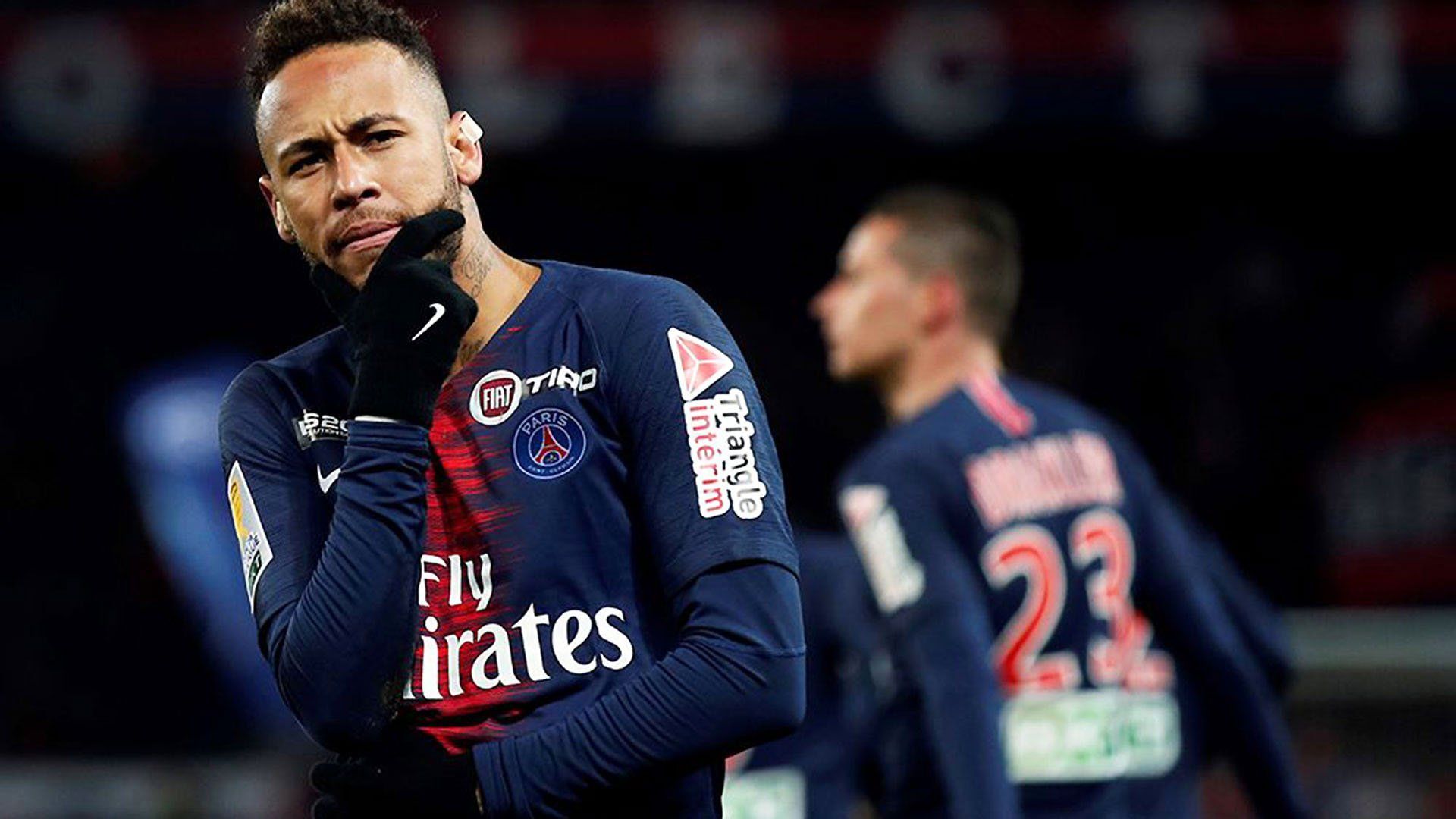  Neymar celebra un gol con el PSG.