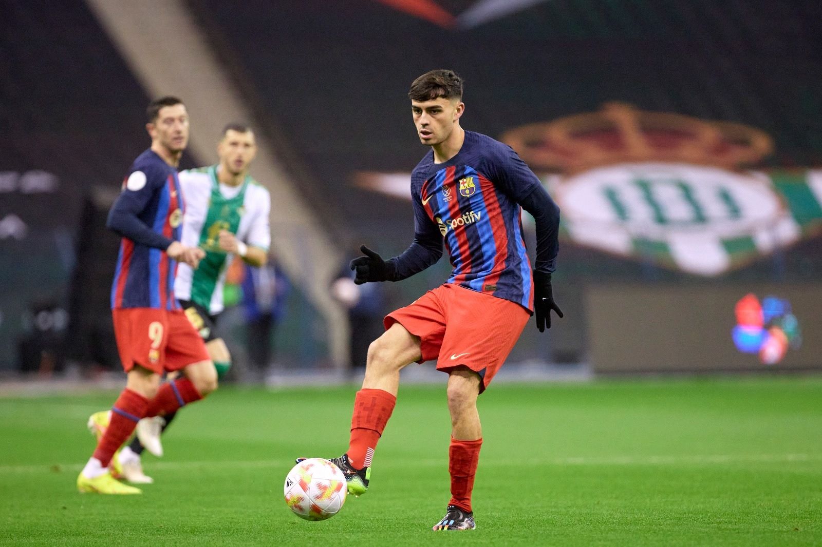 Pedri, en el Betis-Barça de la Supercopa.